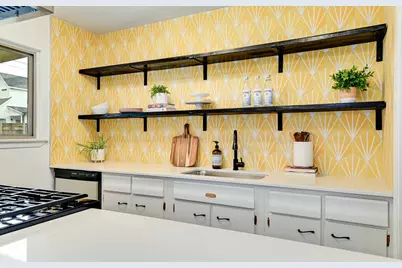 608 Amesbury Lane, Austin, TX 78752 - Photo 10