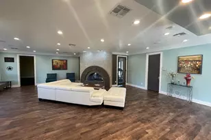 935 La Posada Dr, Austin, TX 78752 - Photo 26