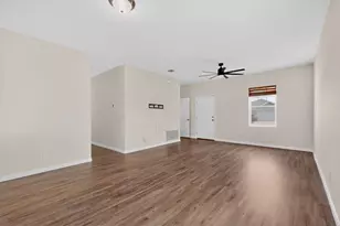 12713 Robert Taft St, Manor, TX 78653 - Photo 4