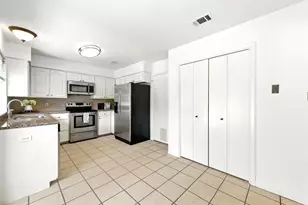 1010 Serenada Dr, Georgetown, TX 78628 - Photo 16