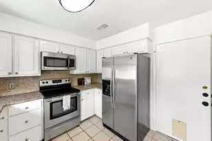 1010 Serenada Dr, Georgetown, TX 78628 - Photo 20