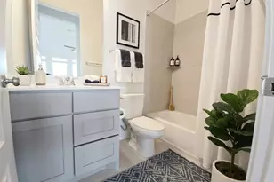 7111 Stitzel Weller Dr, Austin, TX 78744 - Photo 10