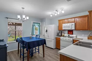 214 Pentire Way, Hutto, TX 78634 - Photo 8