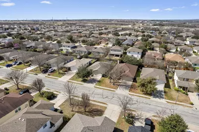 214 Pentire Way, Hutto, TX 78634 - Photo 28