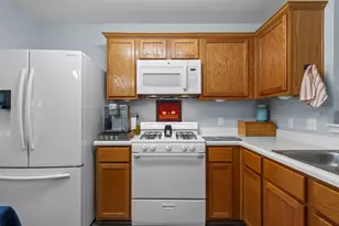 214 Pentire Way, Hutto, TX 78634 - Photo 12