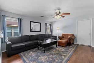 214 Pentire Way, Hutto, TX 78634 - Photo 8