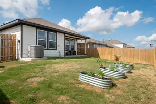 165 Santa Rosa Ln, Buda, TX 78610 - Photo 16