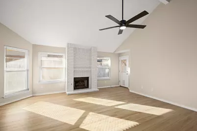 909 Clearwater Trail, Round Rock, TX 78664 - Photo 4