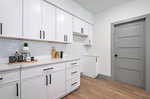 2450 Wickersham Ln, Austin, TX 78741 - Photo 12