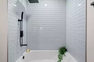 2450 Wickersham Ln, Austin, TX 78741 - Photo 20