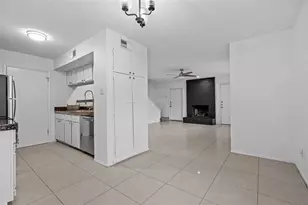 4413 Whispering Valley Dr, Austin, TX 78727 - Photo 2