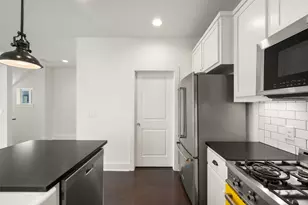 1008 Muse Ln, Austin, TX 78702 - Photo 26