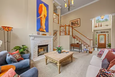 10417 Peonia Court, Austin, TX 78733 - Photo 6