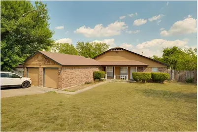 11919 Sunhillow Bend #B, Austin, TX 78758 - Photo 1