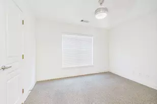 711 W 32nd St, Austin, TX 78705 - Photo 18