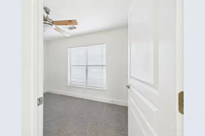 711 W 32 Street #155, Austin, TX 78705 - Photo 14