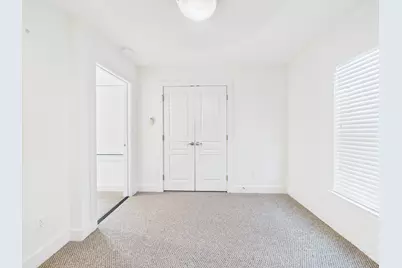 711 W 32 Street #155, Austin, TX 78705 - Photo 26