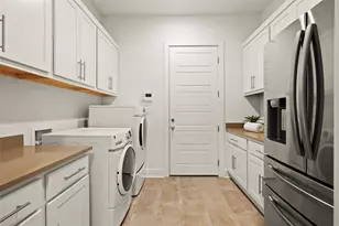 550 Goodnight Trail, Dripping Springs, TX 78620 - Photo 30