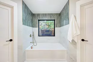 9401 Topridge Dr, Austin, TX 78750 - Photo 22