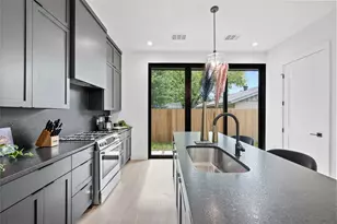 2008 Gathright Cove, Austin, TX 78704 - Photo 8