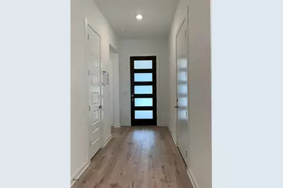 2012 Centerline Lane, Georgetown, TX 78628 - Photo 4