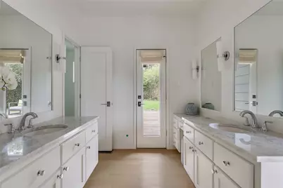5801 Valley Circle, Austin, TX 78731 - Photo 24