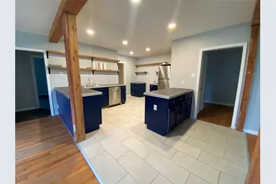 1133 N Avenue C, Elgin, TX 78621 - Photo 4