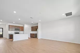 1852 Dandy Brush Dr, Leander, TX 78641 - Photo 2
