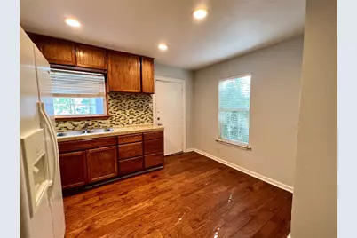 609 W Odell Street, Austin, TX 78752 - Photo 2