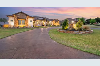 401 Highland Bluff Drive, Georgetown, TX 78633 - Photo 2