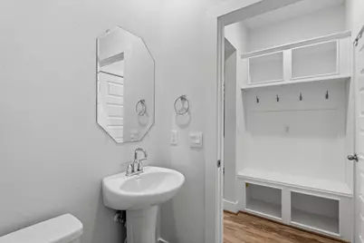 7106 Silver Star Lane, Austin, TX 78744 - Photo 16