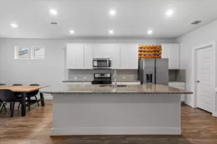 7106 Silver Star Ln, Austin, TX 78744 - Photo 4