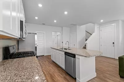7106 Silver Star Lane, Austin, TX 78744 - Photo 8
