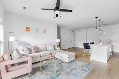 2500 Longview Street #202, Austin, TX 78705 - Photo 8