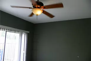 11901 Swearingen Dr, Austin, TX 78758 - Photo 14