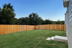 10925 Hammond St, Austin, TX 78747 - Photo 4