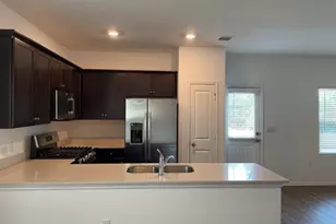 10925 Hammond St, Austin, TX 78747 - Photo 8