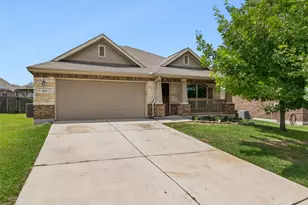 1820 Strawcove, New Braunfels, TX 78130 - Photo 4