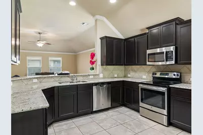 1820 Strawcove, New Braunfels, TX 78130 - Photo 8