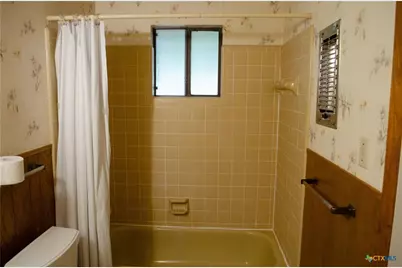 303 E 20th Avenue, Belton, TX 76513 - Photo 18
