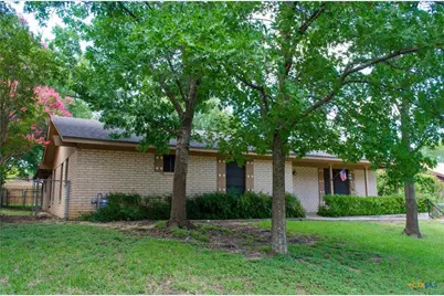 303 E 20th Avenue, Belton, TX 76513 - Photo 2