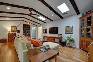 1708 Windoak Dr, Austin, TX 78741 - Photo 2