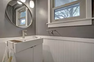 1708 Windoak Dr, Austin, TX 78741 - Photo 16