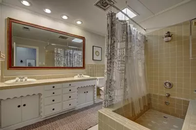 1708 Windoak Drive, Austin, TX 78741 - Photo 20