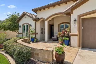 125 Sowing Oak Dr, San Marcos, TX 78666 - Photo 2