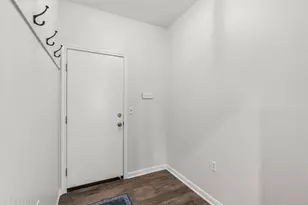 271 Whispering Wind Dr, Georgetown, TX 78633 - Photo 16
