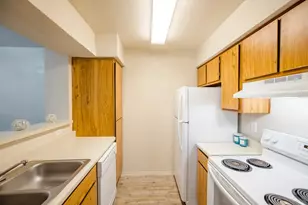 10401 N Lamar Blvd, Austin, TX 78753 - Photo 12