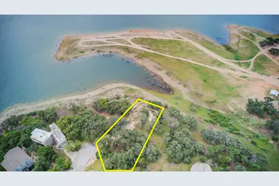 2702 Cornell Cove, Lago Vista, TX 78645 - Photo 20
