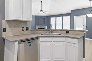 2157 Paradise Ridge Dr, Round Rock, TX 78665 - Photo 14