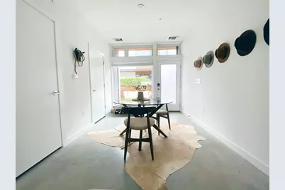 2002 E 7th Street #203, Austin, TX 78702 - Photo 4